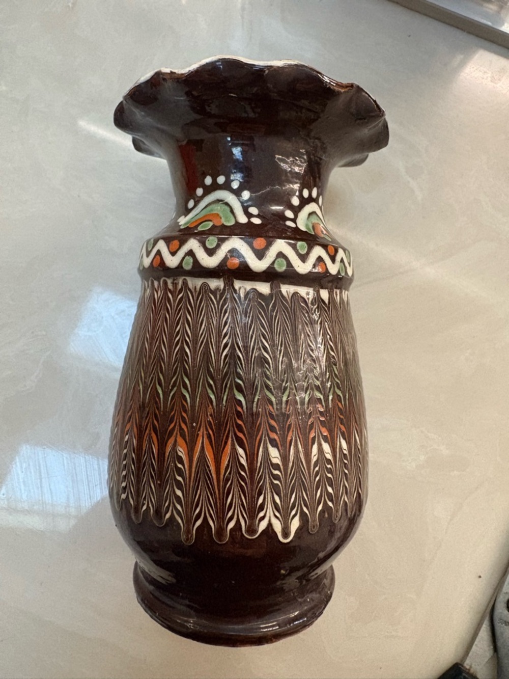 1977 vase vintage signed Viclor Horezu pottery collectable hand painted